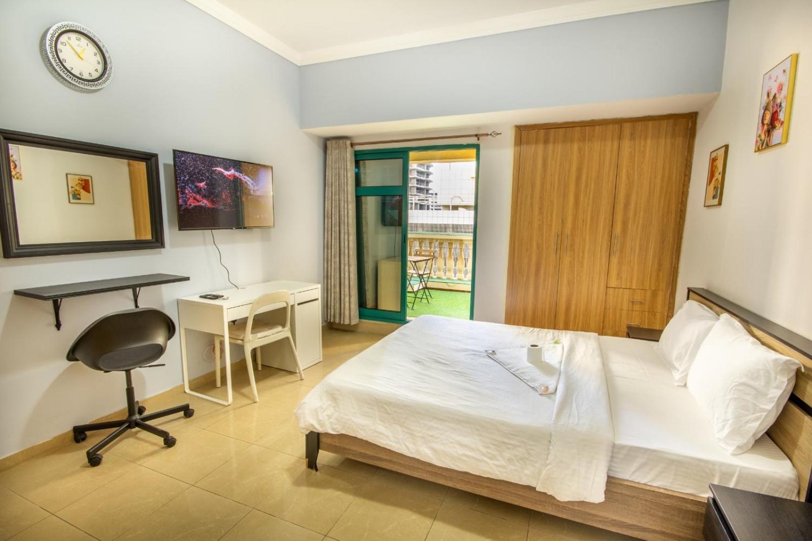 Homestay Classy For Ladies In Dubai, Marina فتيات فقط