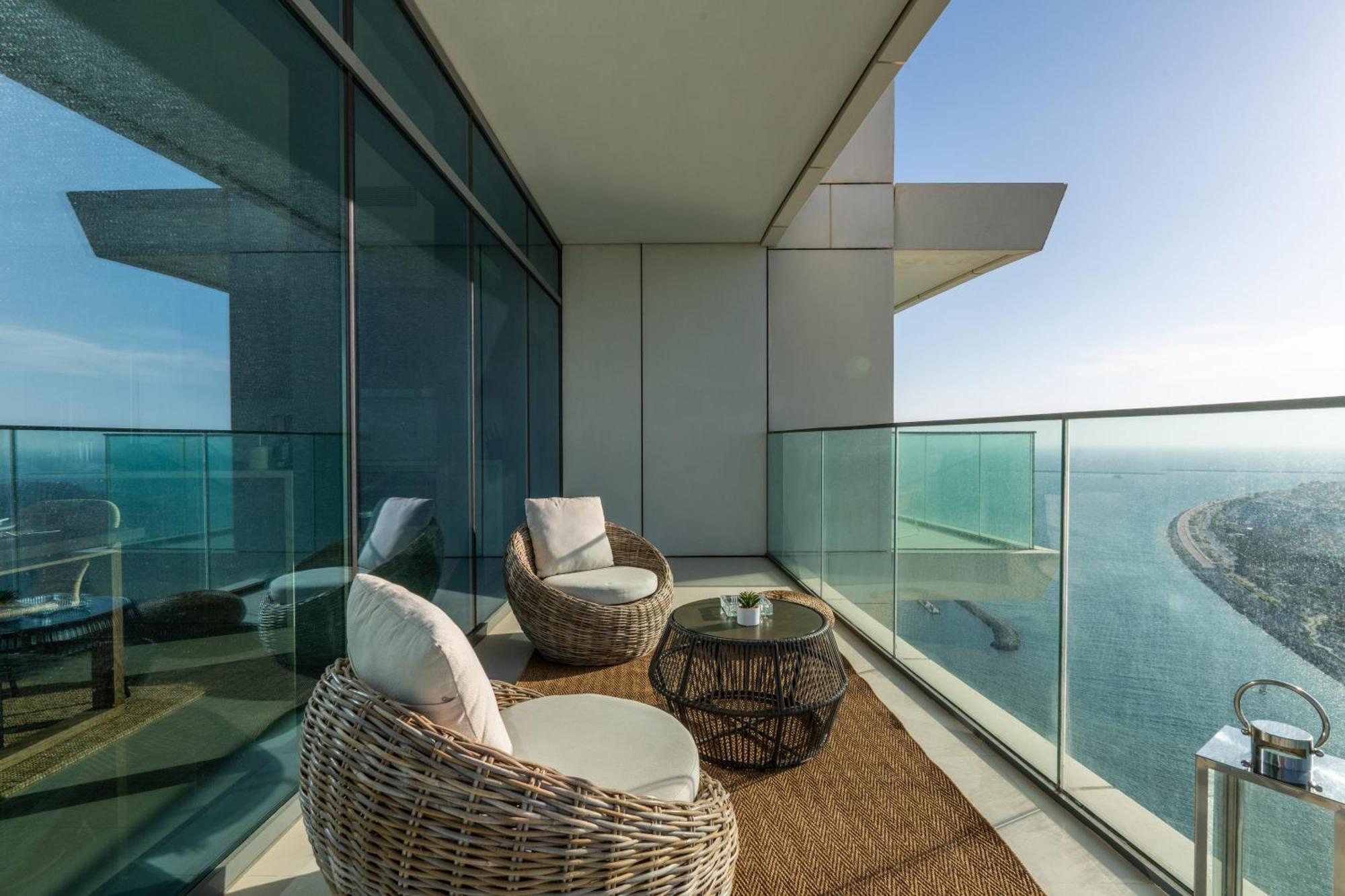 Apartment Elegant 3br With Private Beach Access Dubai