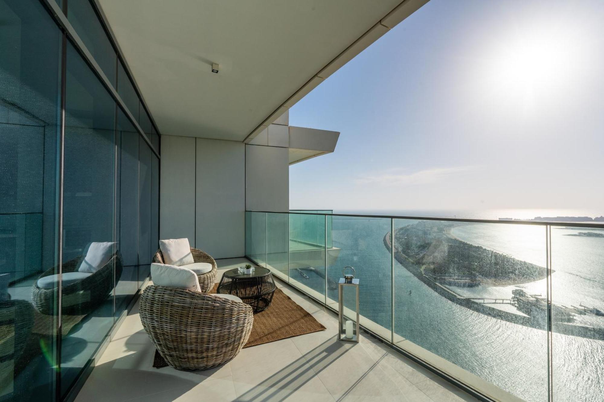 Elegant 3br With Private Beach Access Dubai