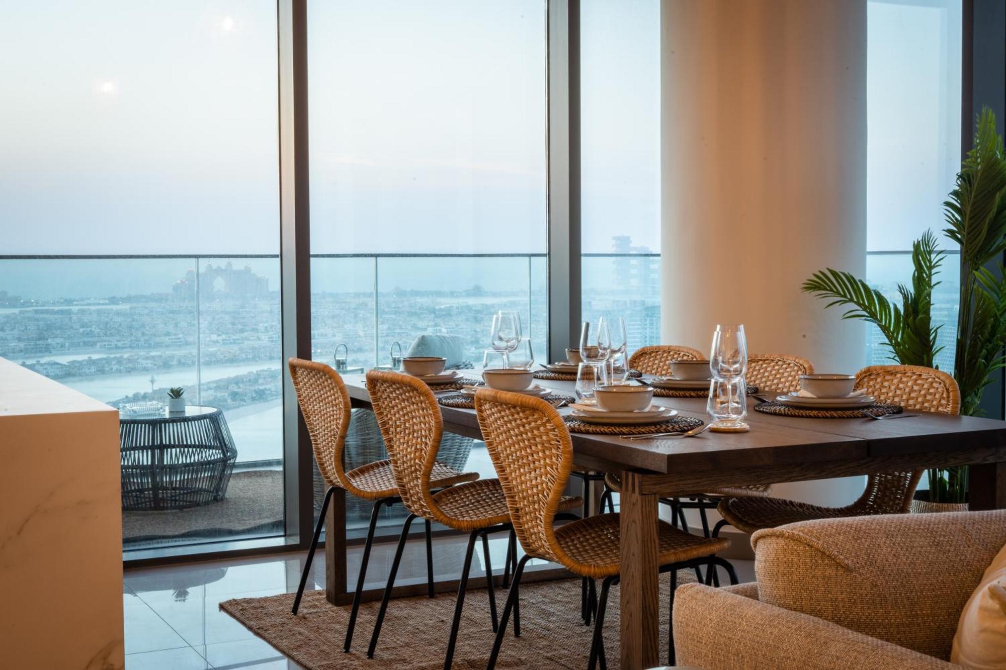 Elegant 3br With Private Beach Access Apartment Dubai