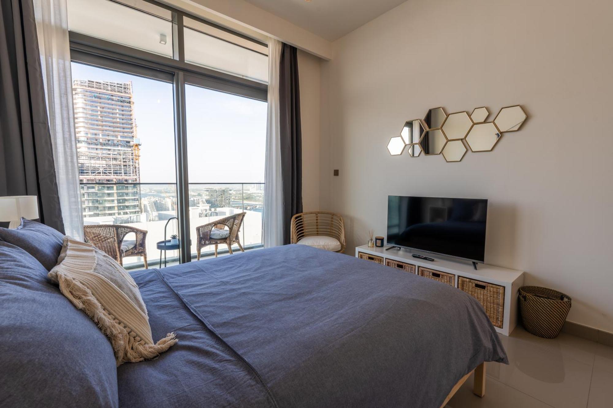 Elegant 3br With Private Beach Access Apartment Dubai
