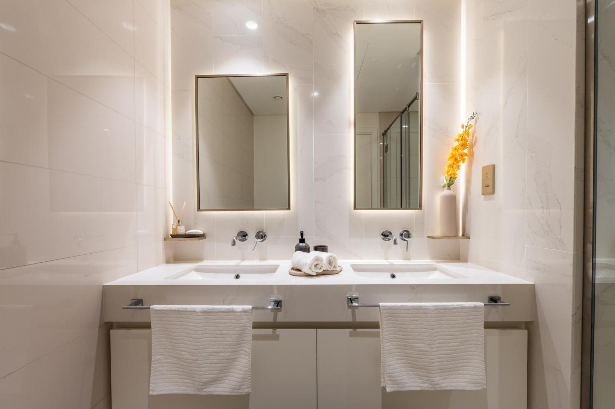 Elegant 3br With Private Beach Access Apartment *