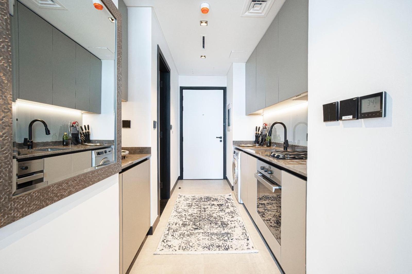 The 15 Northside Luxury Living Apartment *