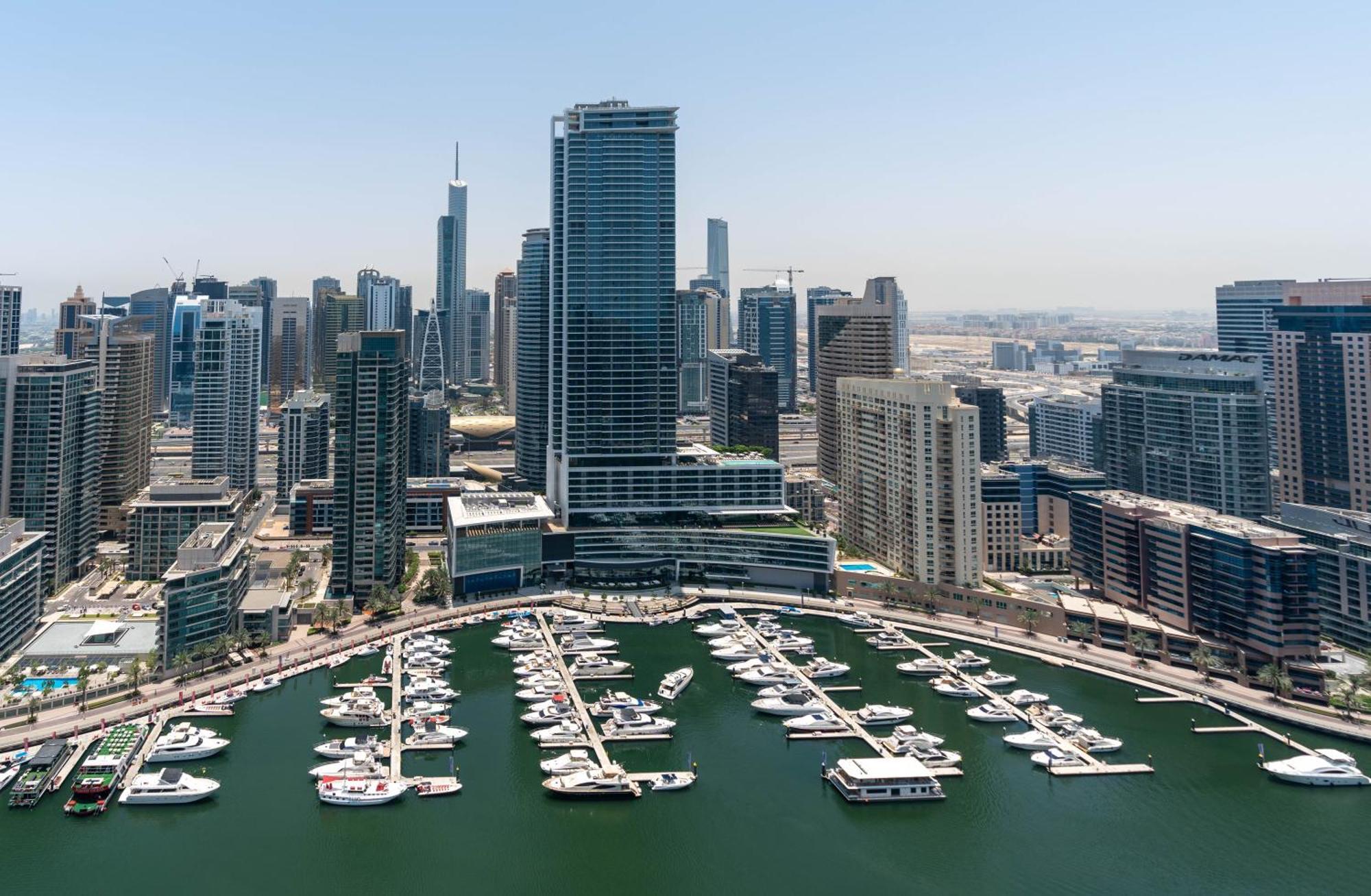 Stunning Sea And Marina Views / 2 Bedroom Penthouse / Marina Apartment *