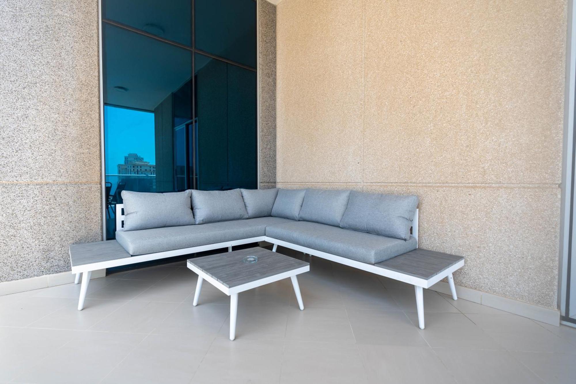 Apartment Stunning Sea And Marina Views / 2 Bedroom Penthouse / Marina