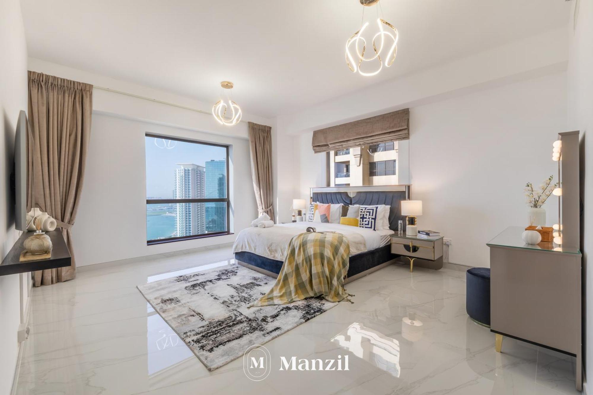 Apartment Manzil - Lavish 3br In Jbr With Sea Views And 5 Min Walk To