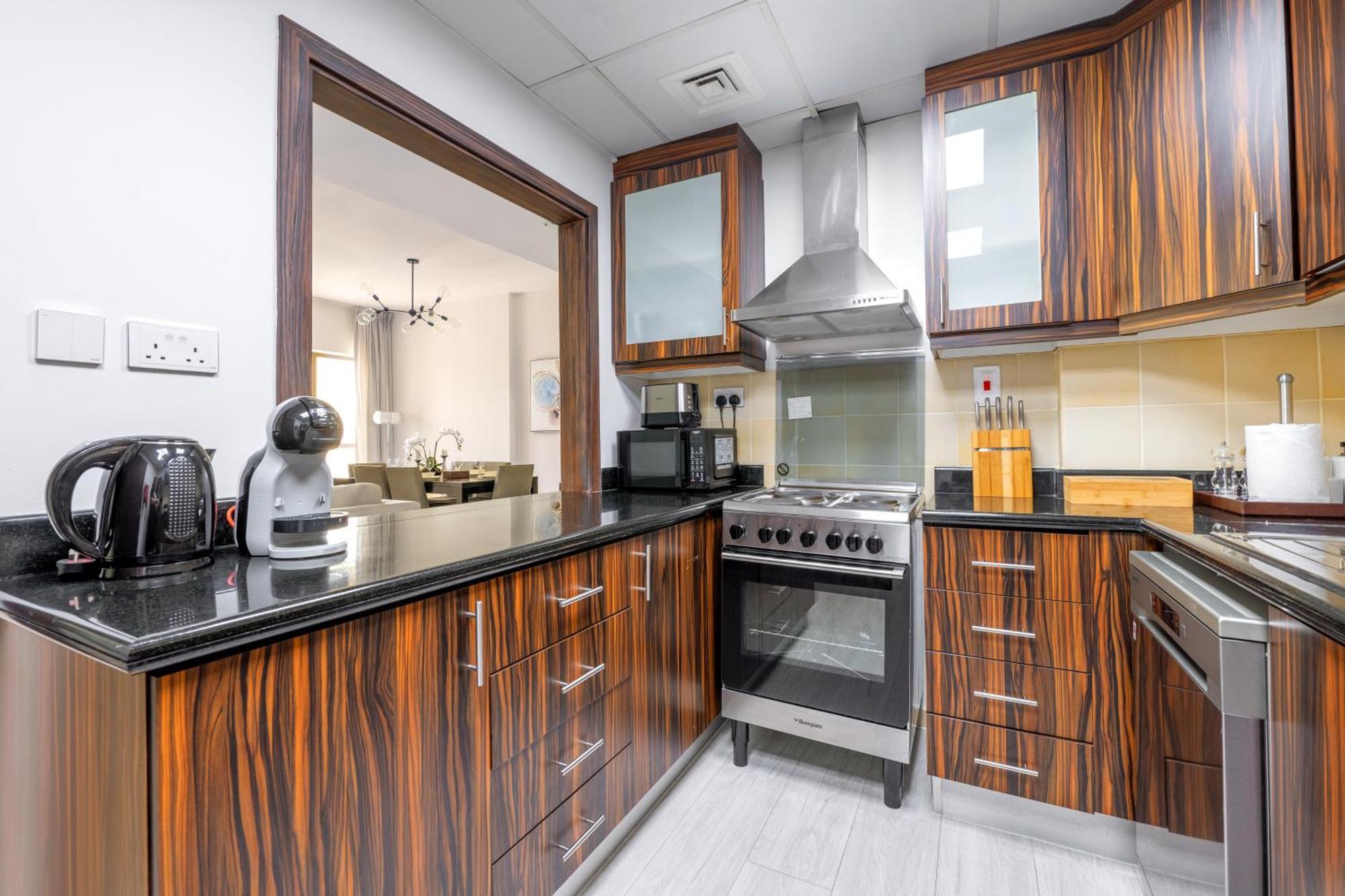 Luxury Jbr Shams - Marina View - Free 5 Star Access! Dubai