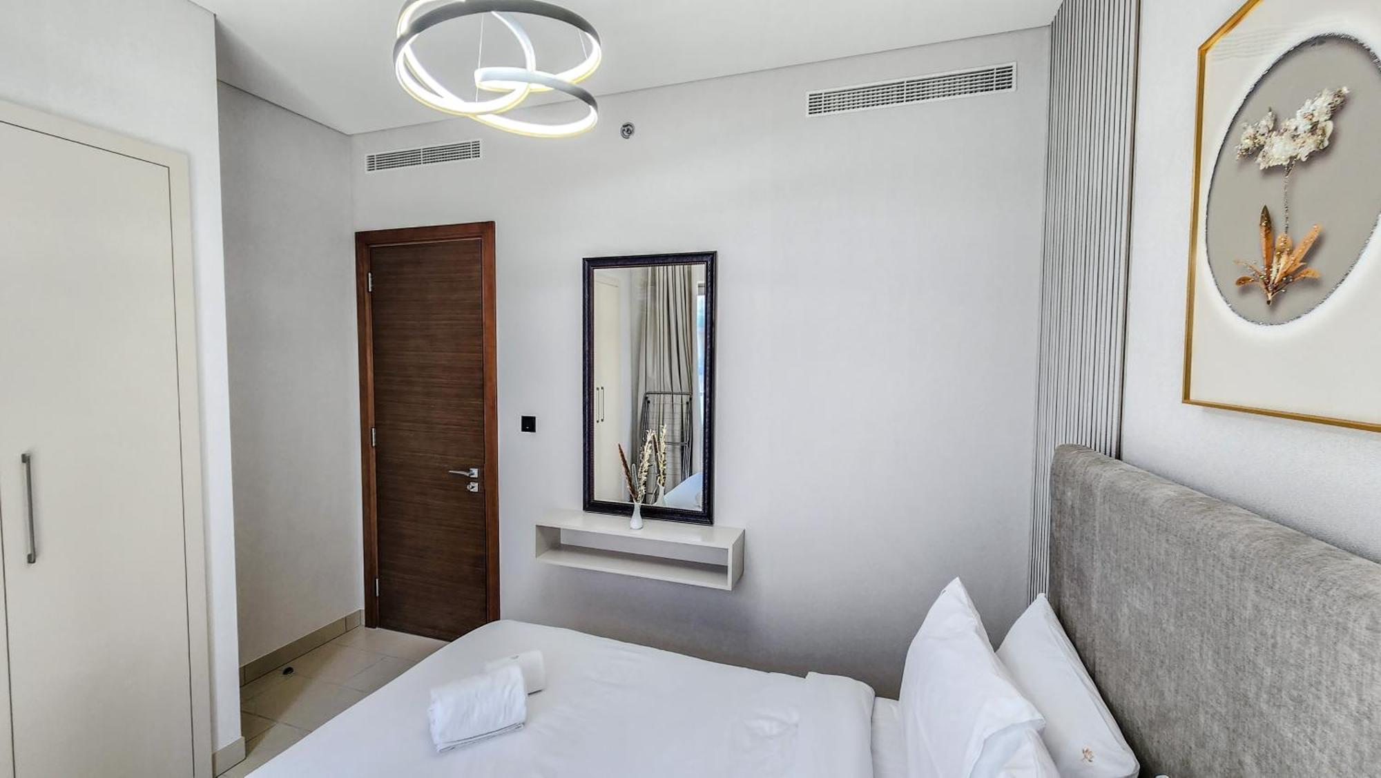 Apartment By Latinem Luxury 1br Cvr A2803 Near Burj Khalifa Dubai