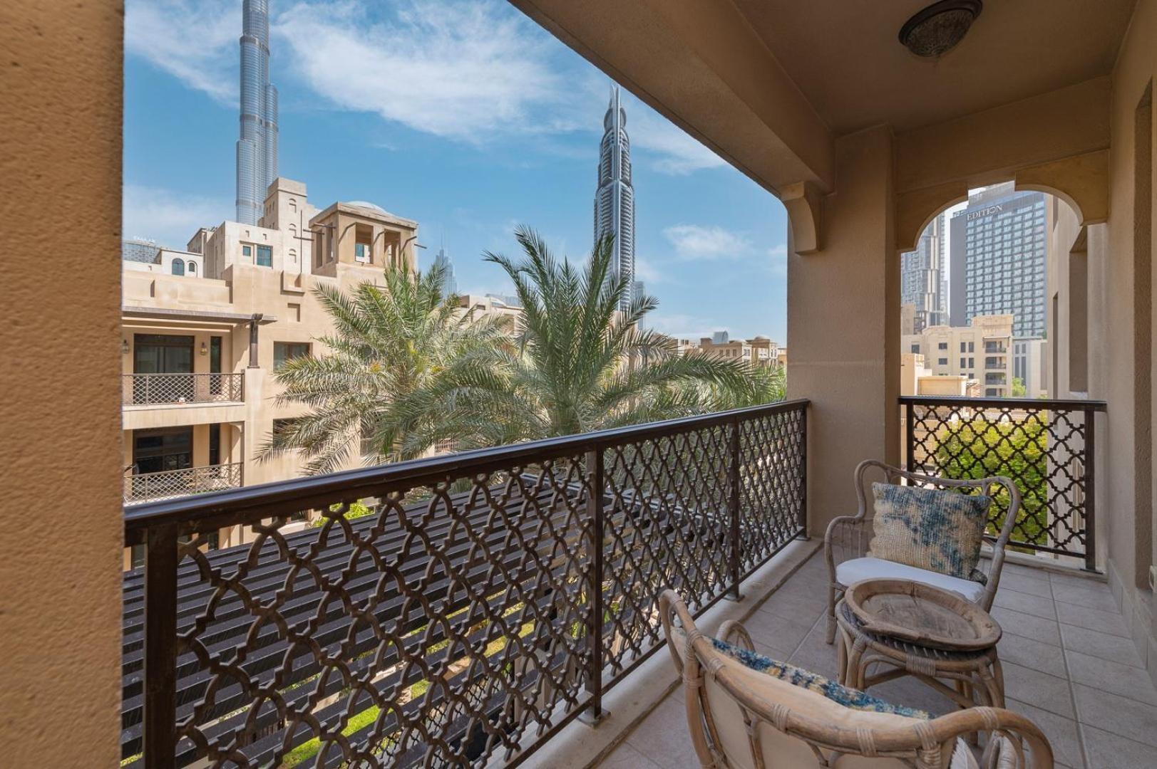 Luxury 2bedroom In Old Town With Burj View Dubai
