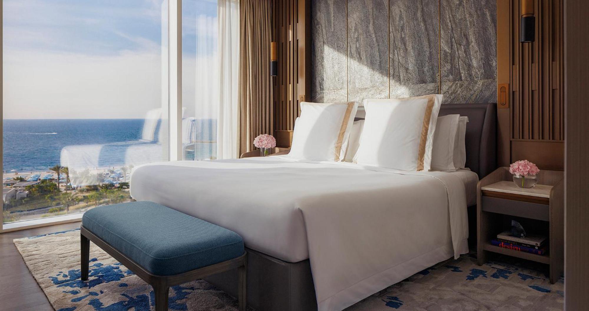 Jumeirah 5*