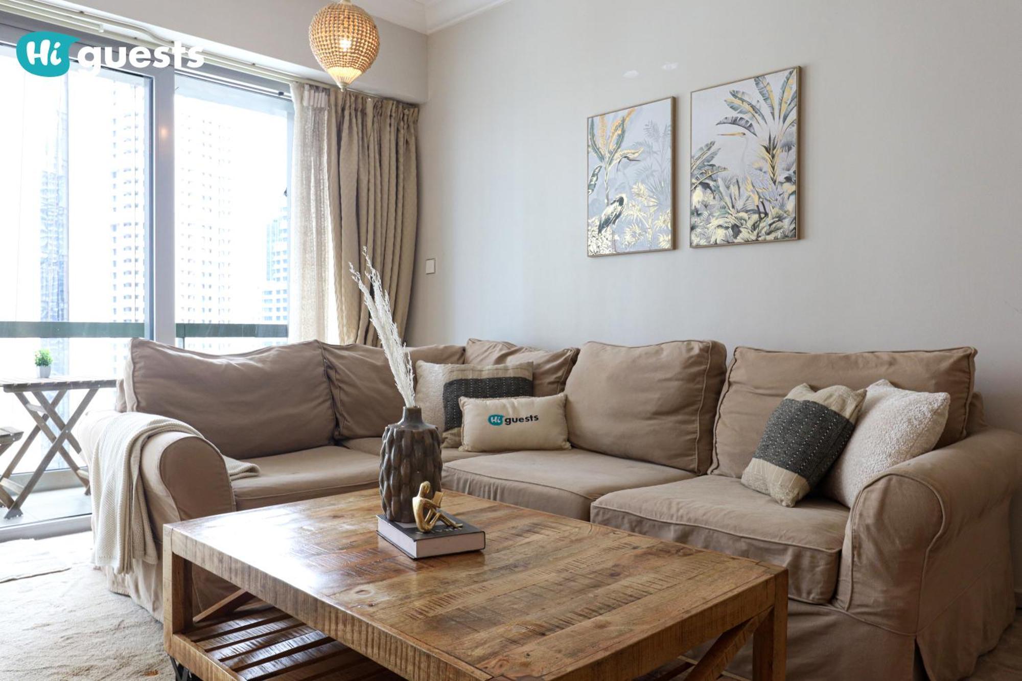 Higuests - Royal 2br With Balcony Near Burj Khalifa * Dubai