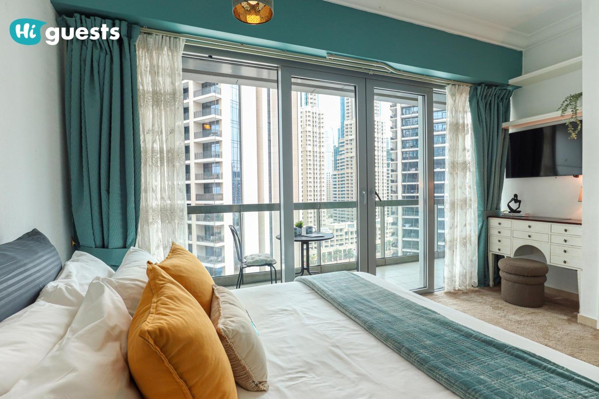 Higuests - Royal 2br With Balcony Near Burj Khalifa Apartment