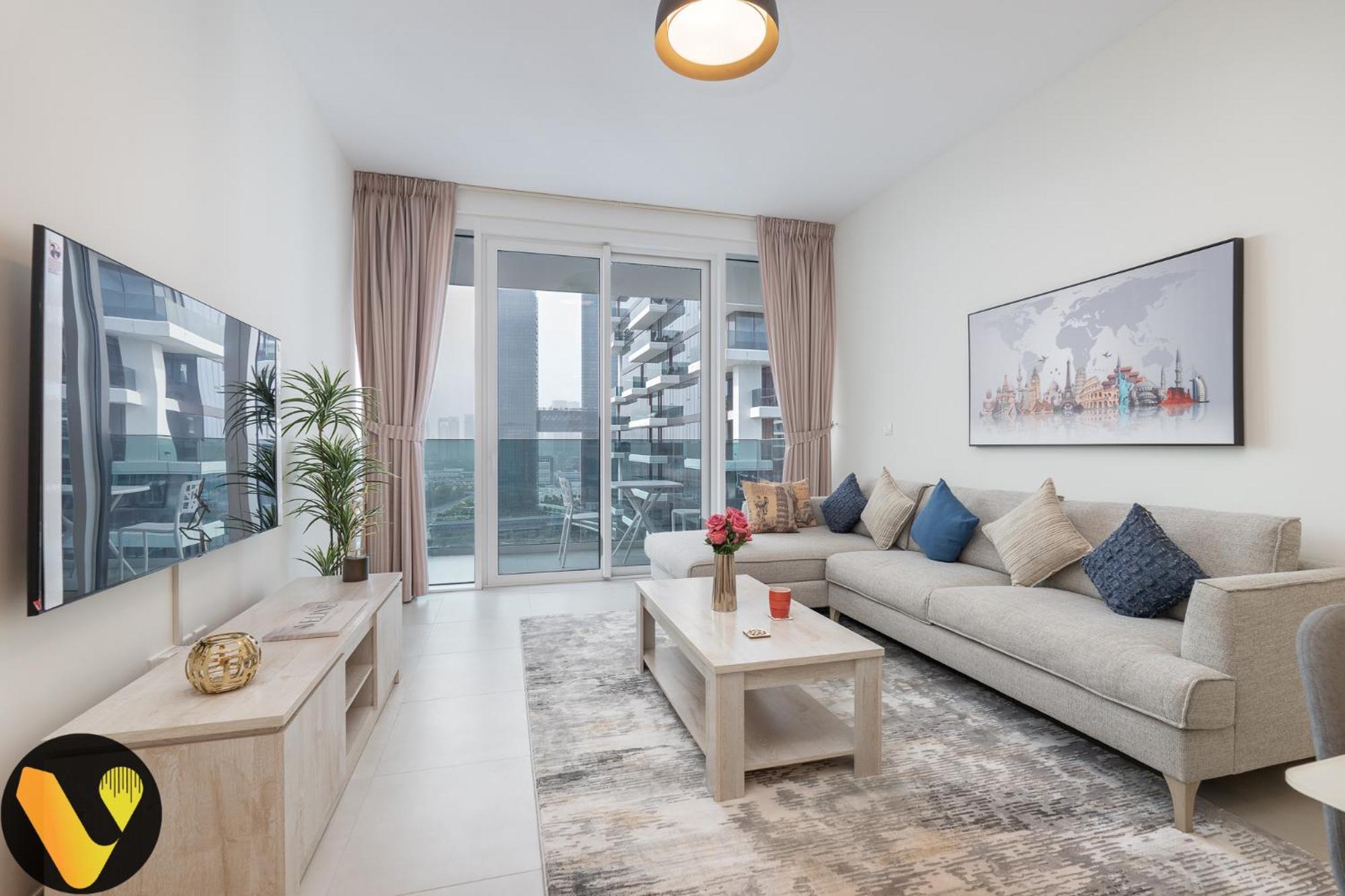 Vogue Al Wasl 1 West 13th Floor With Large Balcony For View Of Sheikh Zaid Road And One Za'abeel Tower And Burj Khalifa, Walkable To Metro With Easy Access To Sheikh Zayed Road & World Trade Centre *