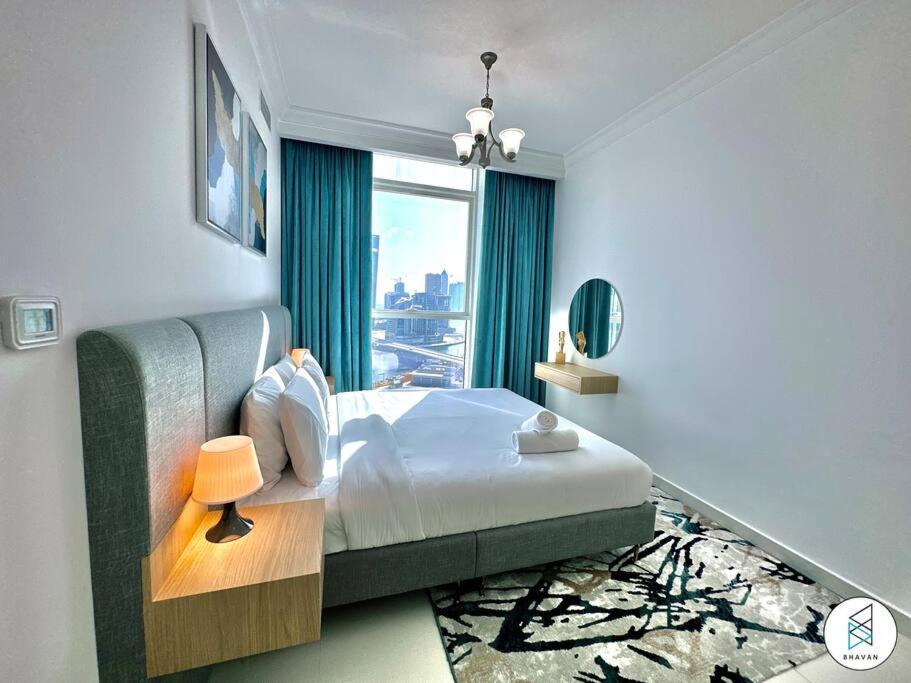 Apartment Two Bedroom With Canal View In Majestic Tower By Bhavan Dubai
