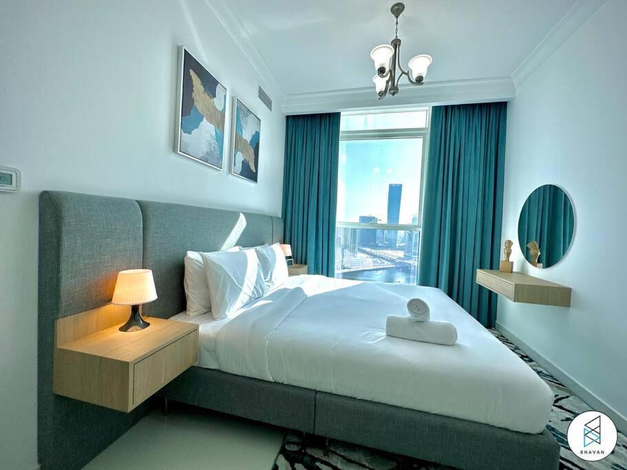 Apartment Two Bedroom With Canal View In Majestic Tower By Bhavan