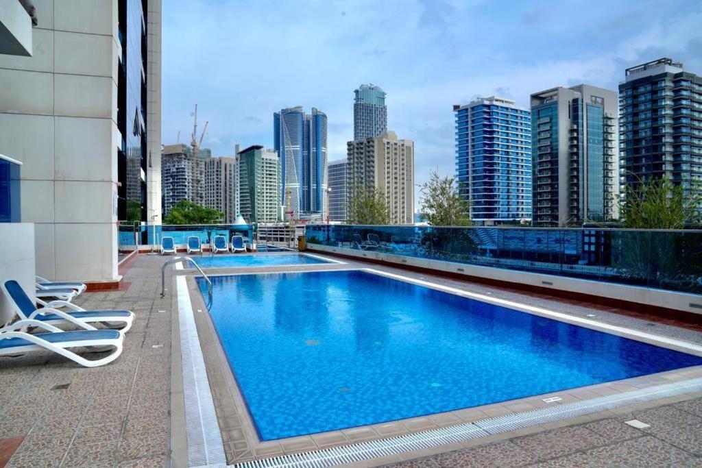 Two Bedroom With Canal View In Majestic Tower By Bhavan Apartment *