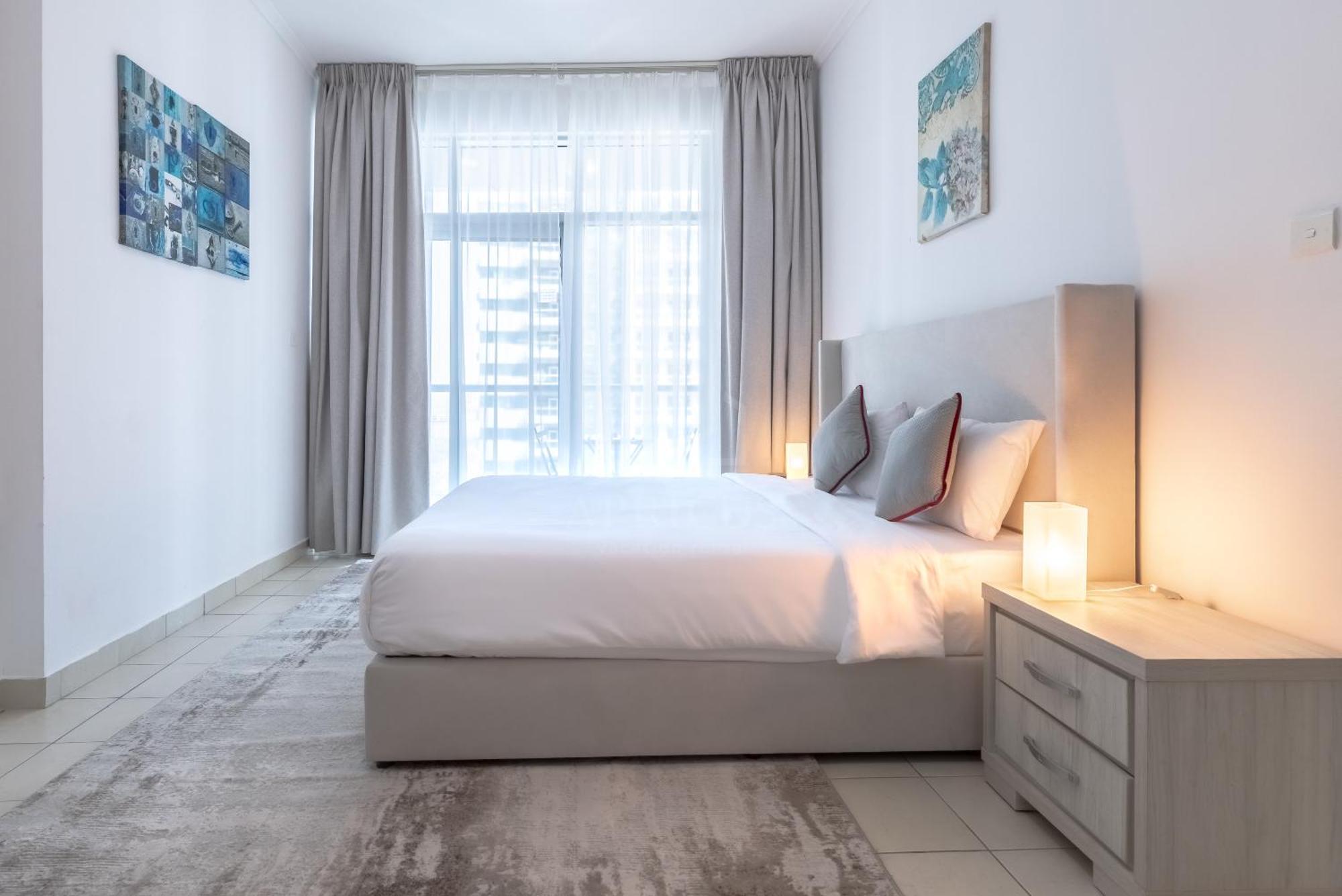 Torch Tower In Marina Apartment Dubai