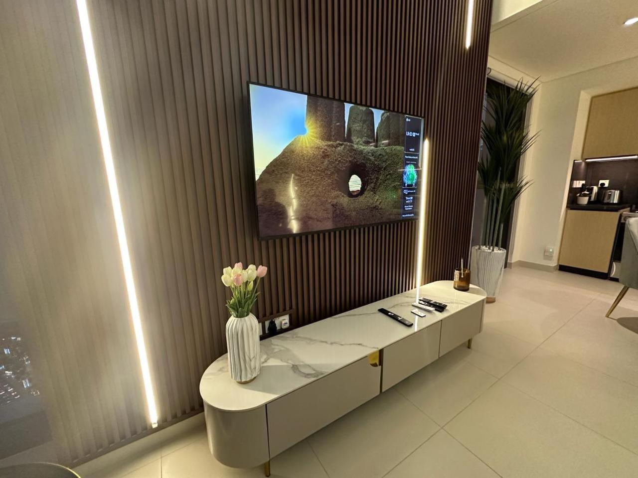 Apartment Luxury Burj Crown Burj Khalifa View