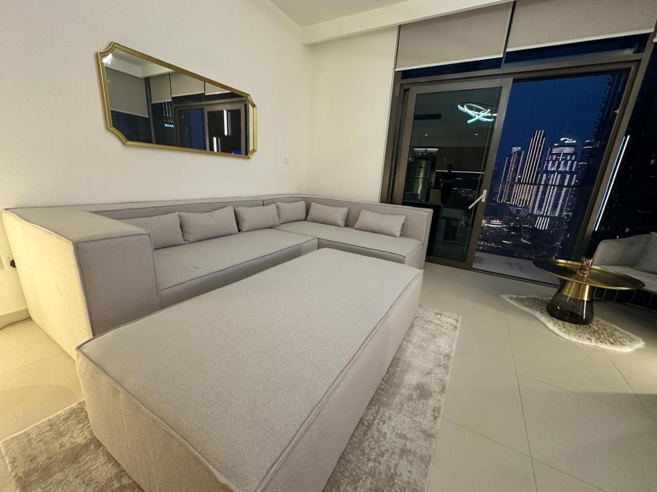 Luxury Burj Crown Burj Khalifa View Dubai