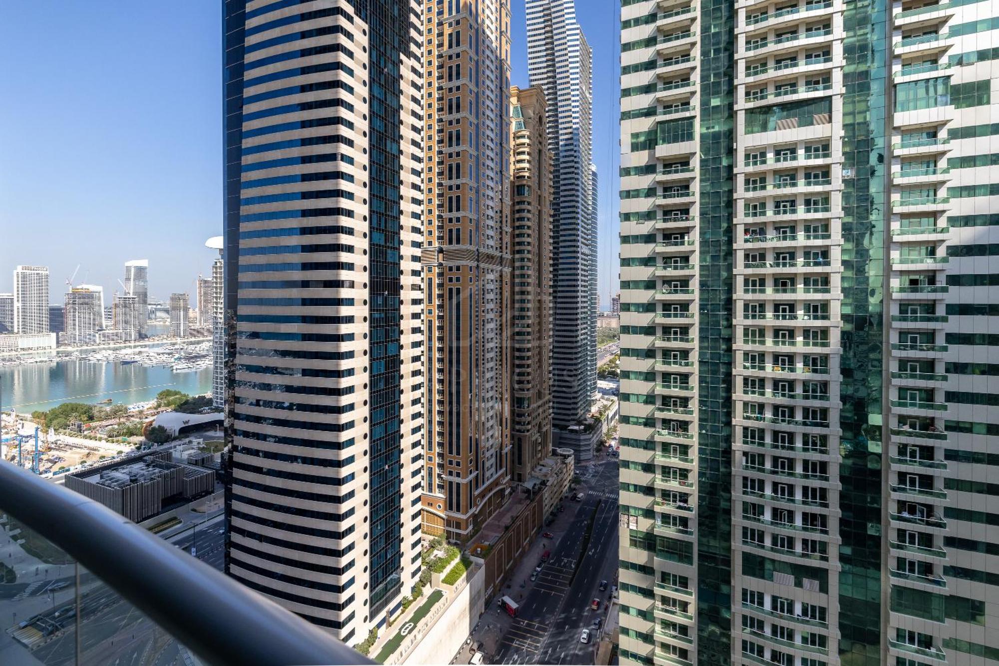 Apartment Torch Tower In Marina *