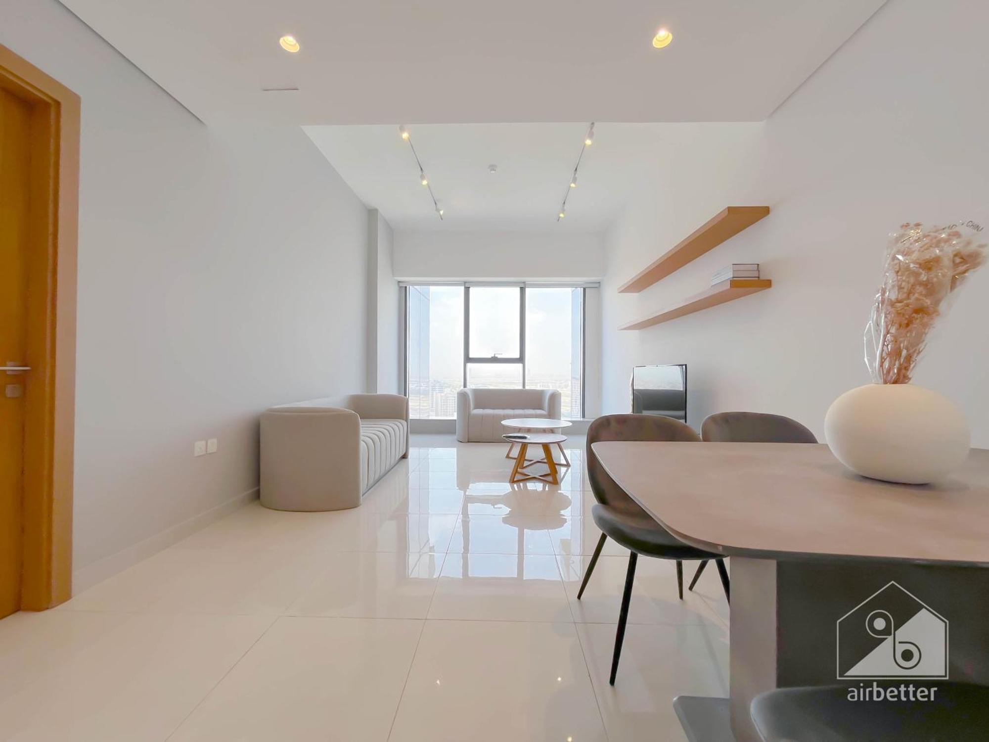 Luxury 1b With Balcony In Blue Wave Tower Dubai