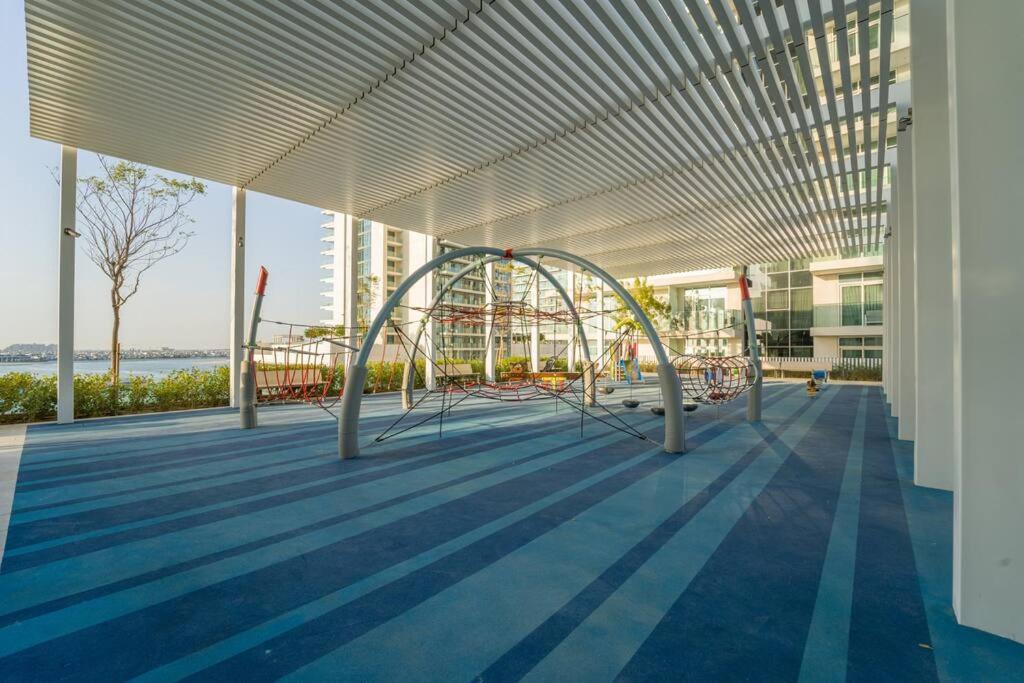 First Class 3br With Marina And Palm View *