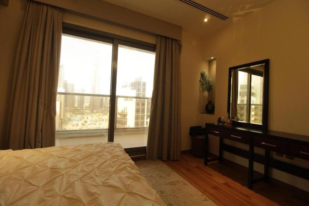 Spacious 3br Burj View Apartment Dubai