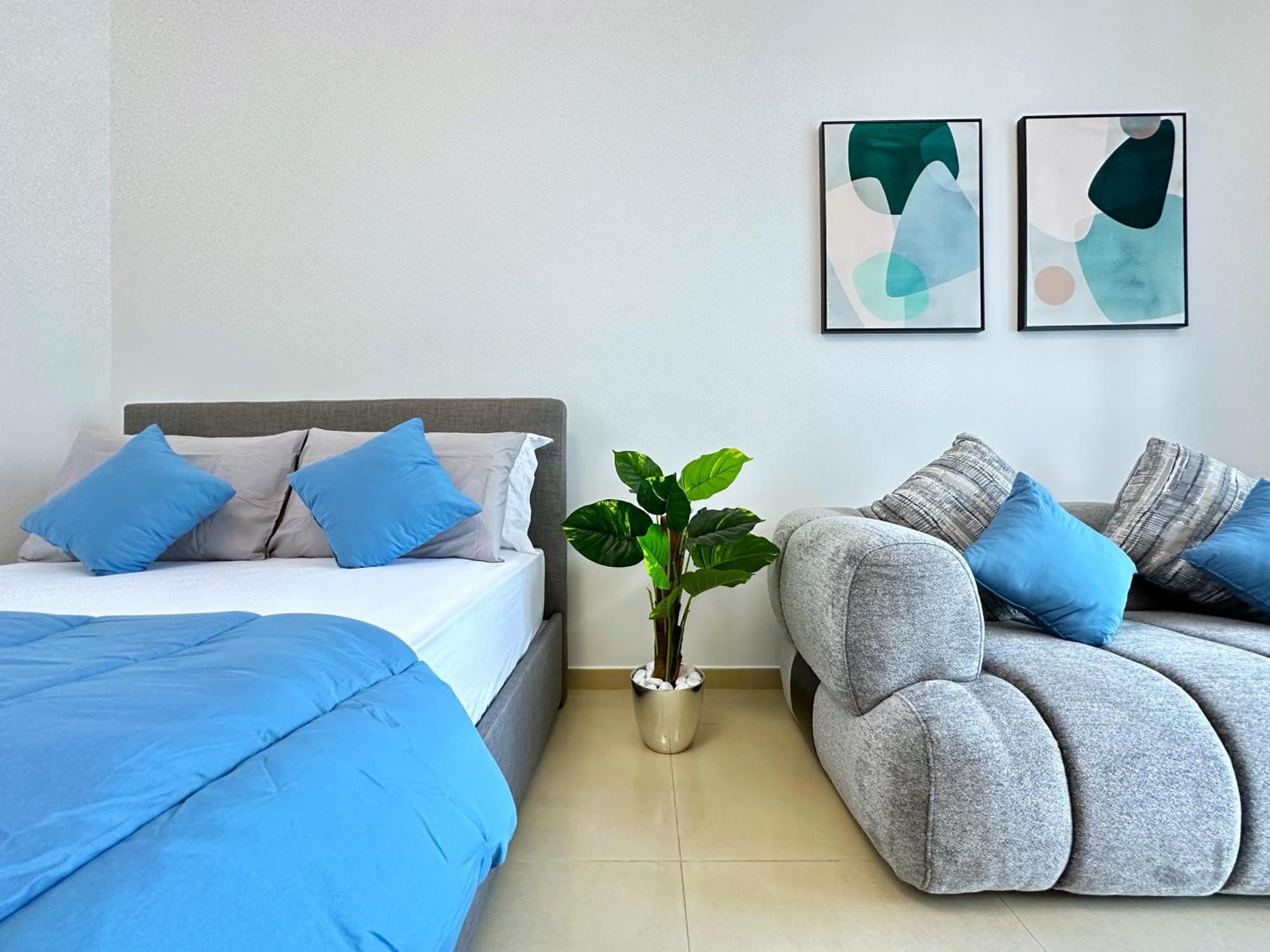Apartment Lxury Brand New W/ Balcony And Marina View Dubai