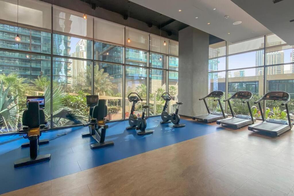 Livin' Holidays - Luxury In Marina Apartment *