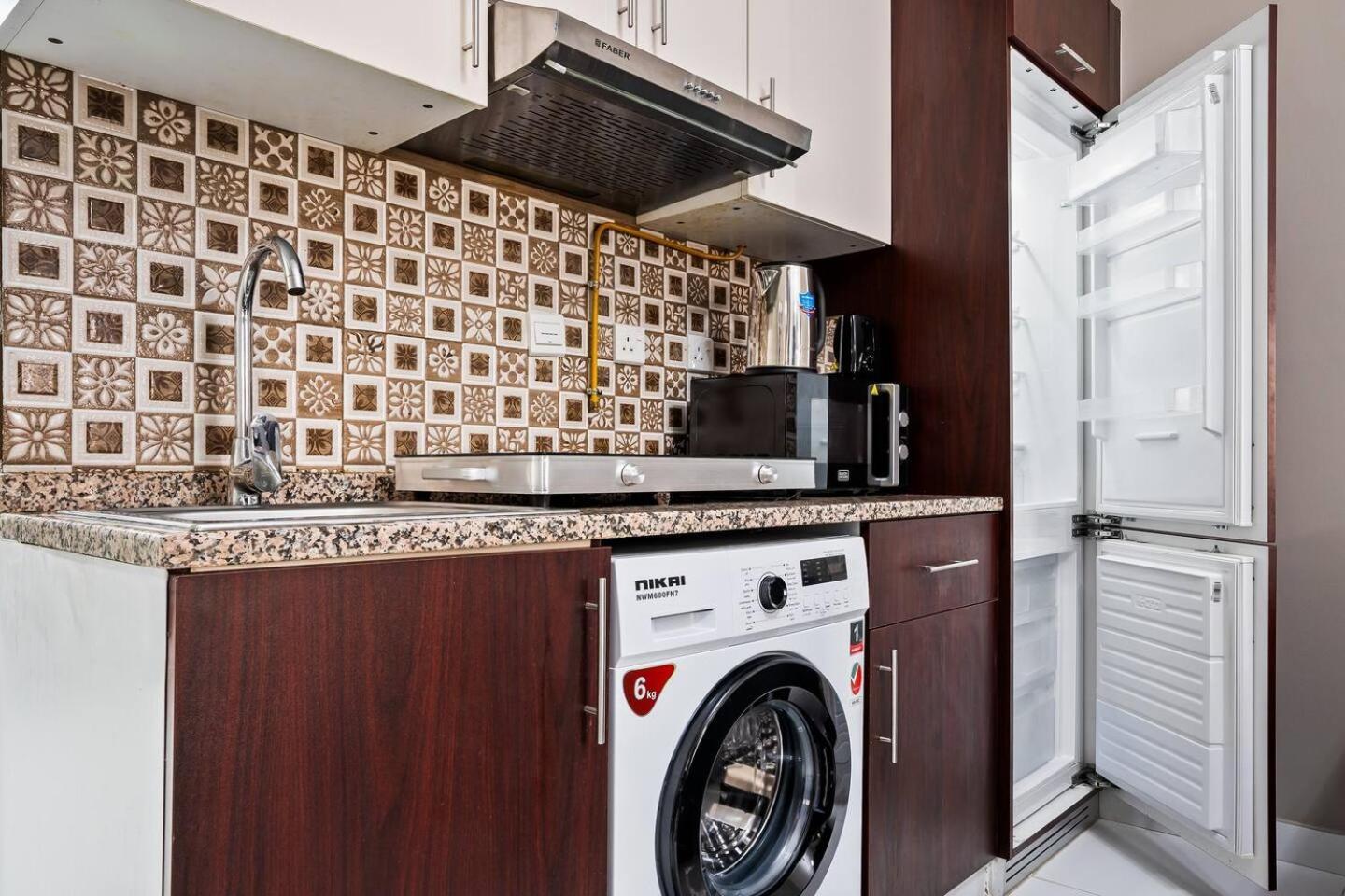 Newly Built Studio - Comfort Apartment