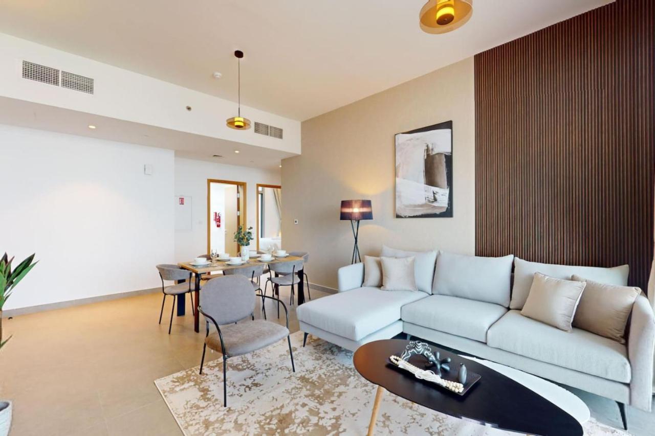 Eastern Star - Smart Two Bedroom Dubai