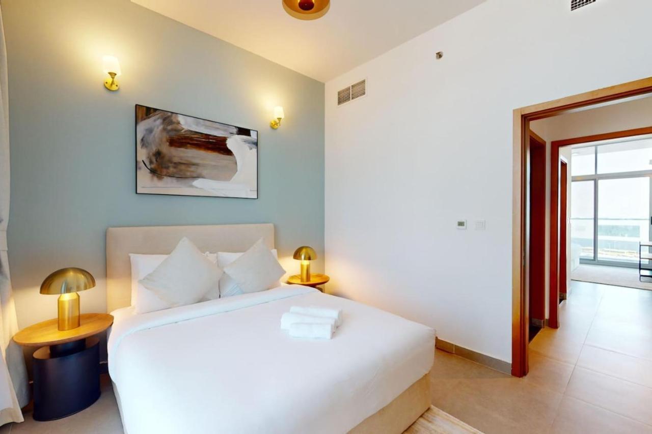 Eastern Star - Smart Two Bedroom *