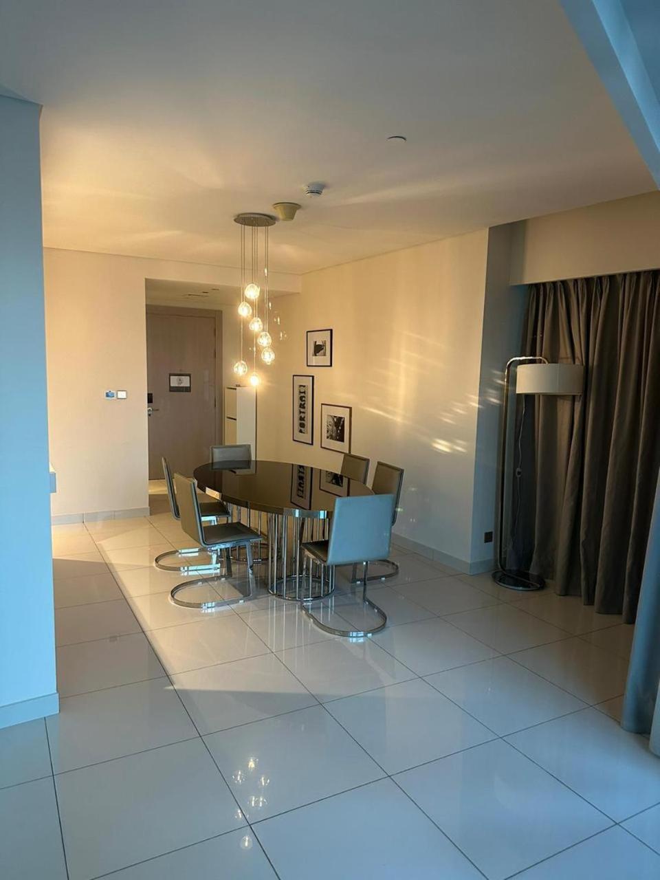 Damac Paramount Towers Apartment *
