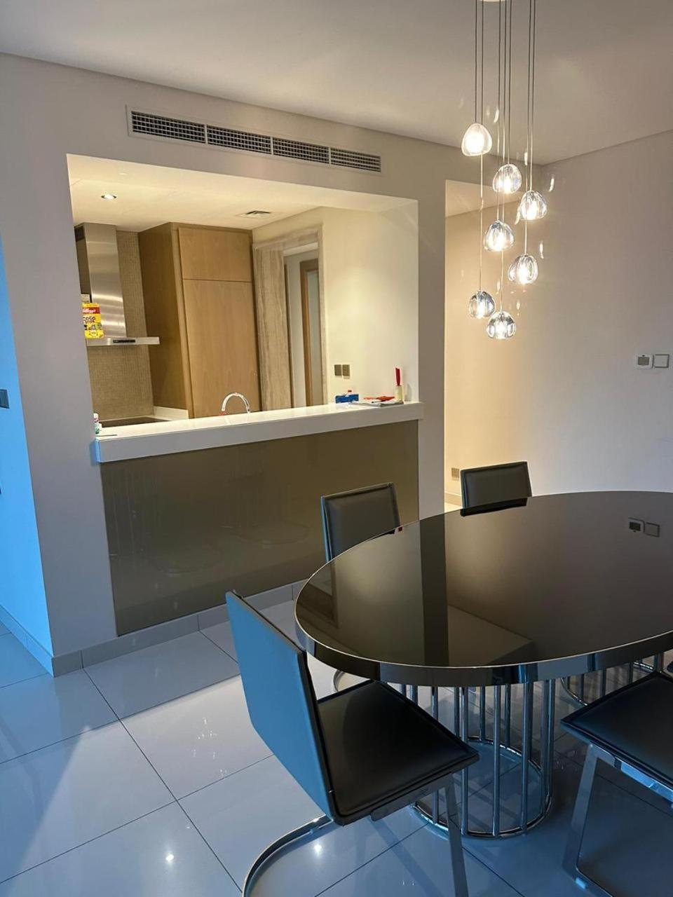Damac Paramount Towers Apartment *