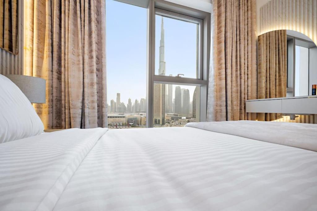 Burj Khalifa View Lux Concierge