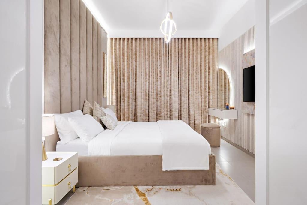 Burj Khalifa View Lux Concierge Apartment *