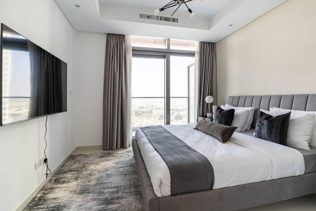 Chic One Bedroom With Full Sea View Apartment