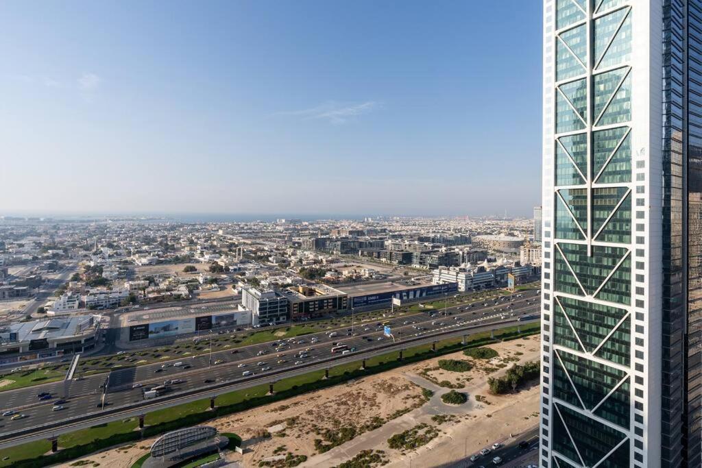 Apartment Chic One Bedroom With Full Sea View *