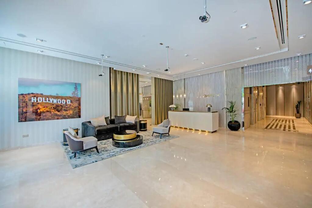 Chic One Bedroom With Full Sea View *