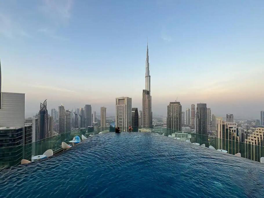 Apartment Chic One Bedroom With Full Sea View Dubai