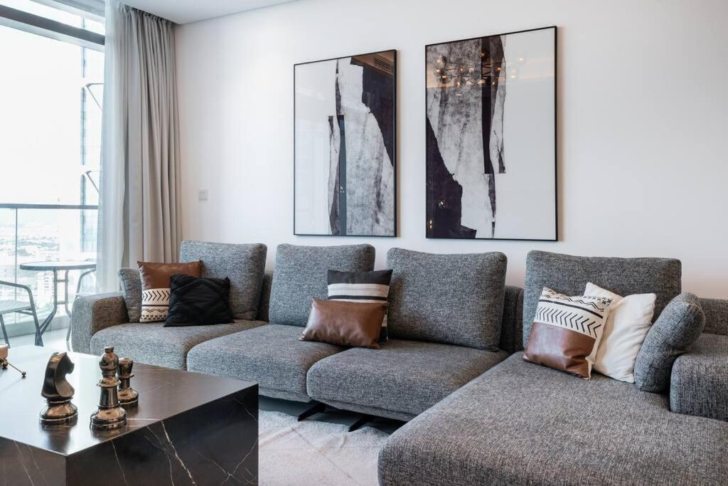 Apartment Chic One Bedroom With Full Sea View Dubai