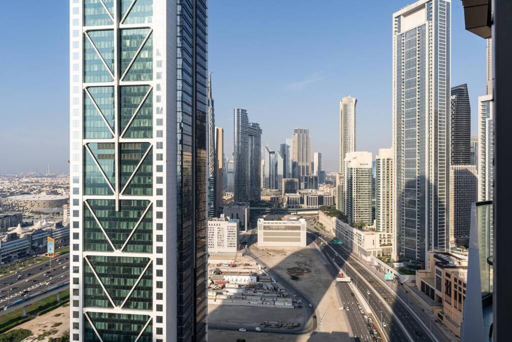 Chic One Bedroom With Full Sea View Apartment