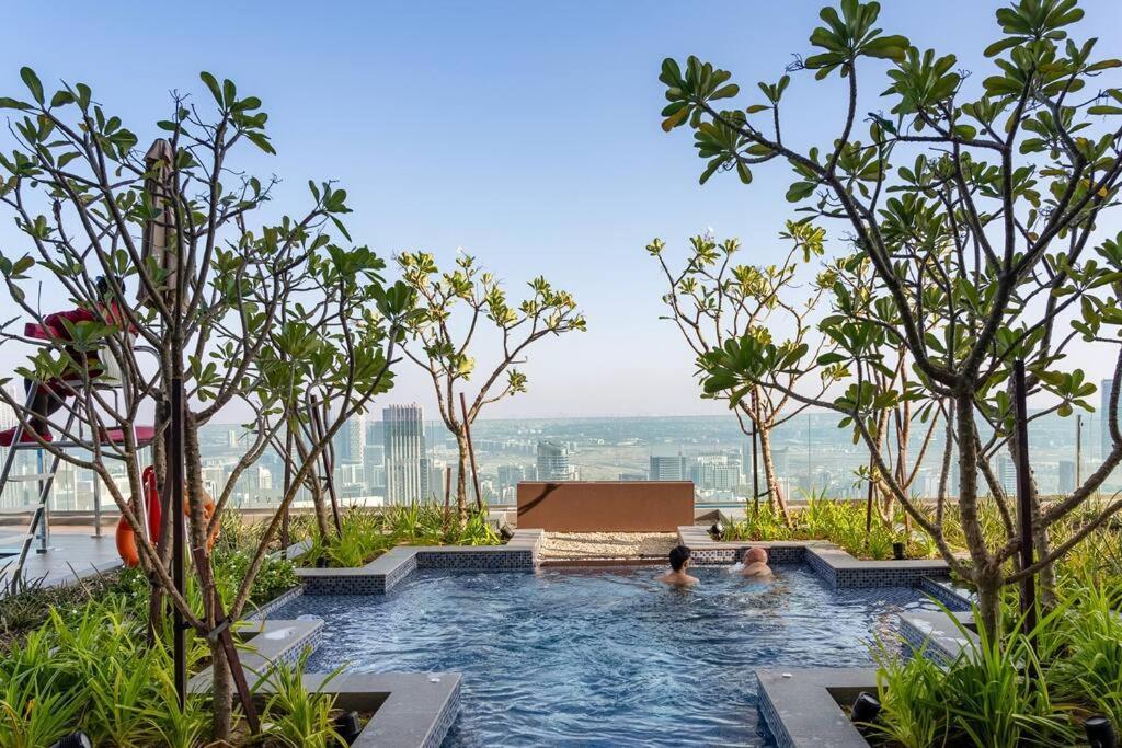 Chic One Bedroom With Full Sea View *