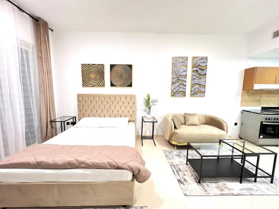 Full View High Floor Apartment