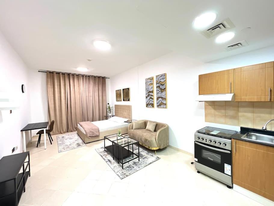 Full View High Floor * Dubai