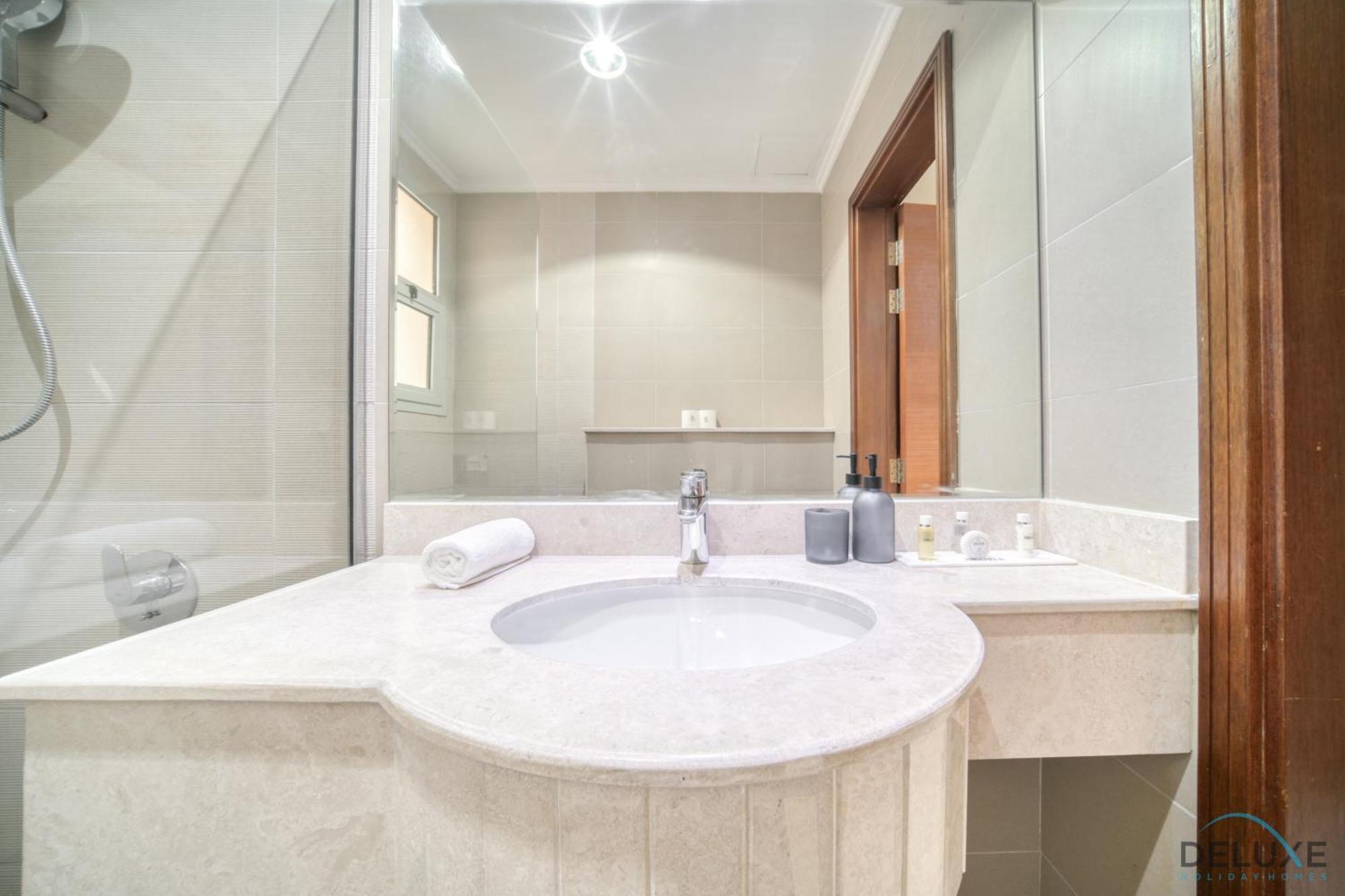 Charming 3br Townhouse With Assistant's At District 12 Jvc By Deluxe Apartment Dubai