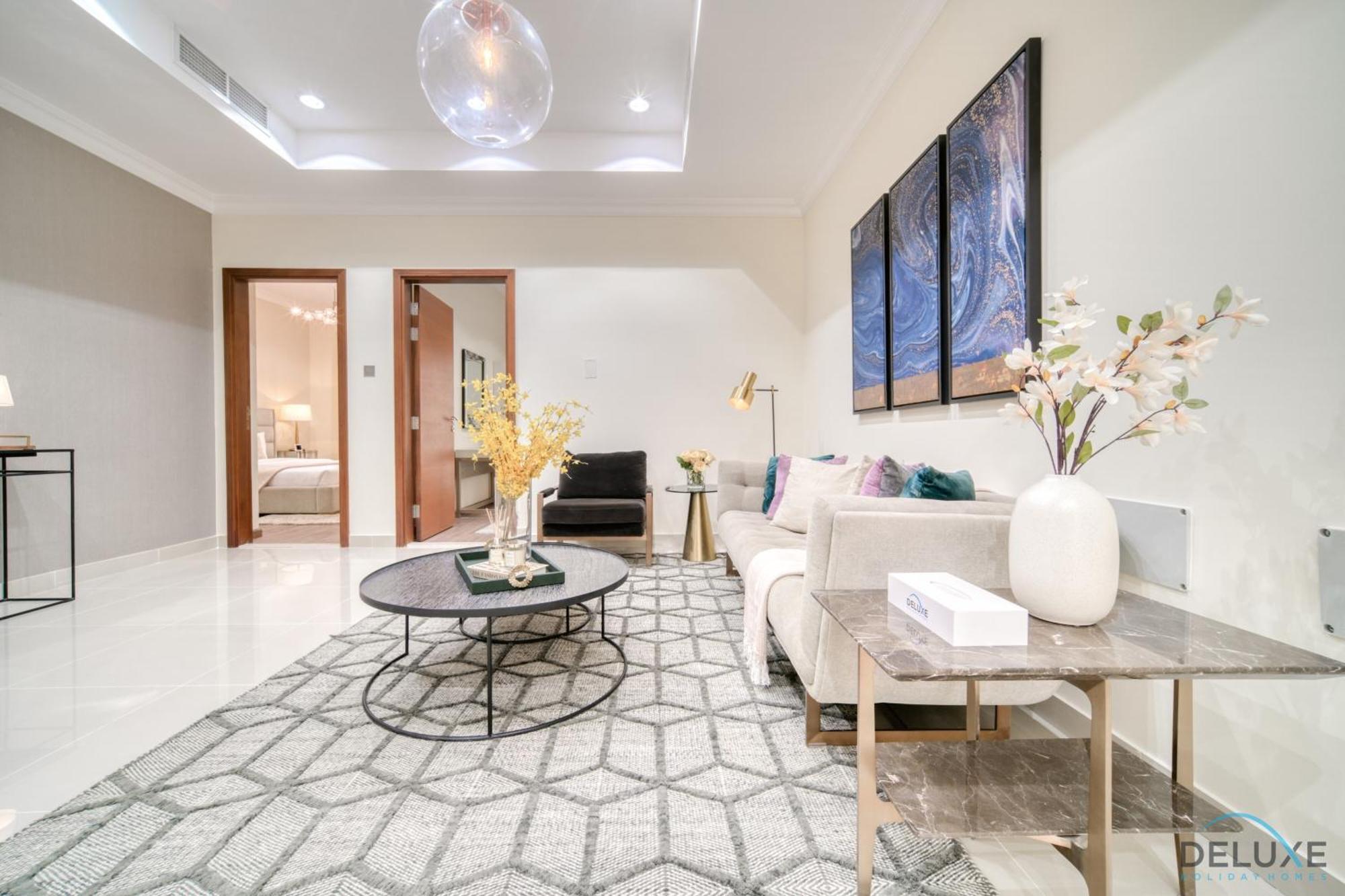 Charming 3br Townhouse With Assistant's At District 12 Jvc By Deluxe
