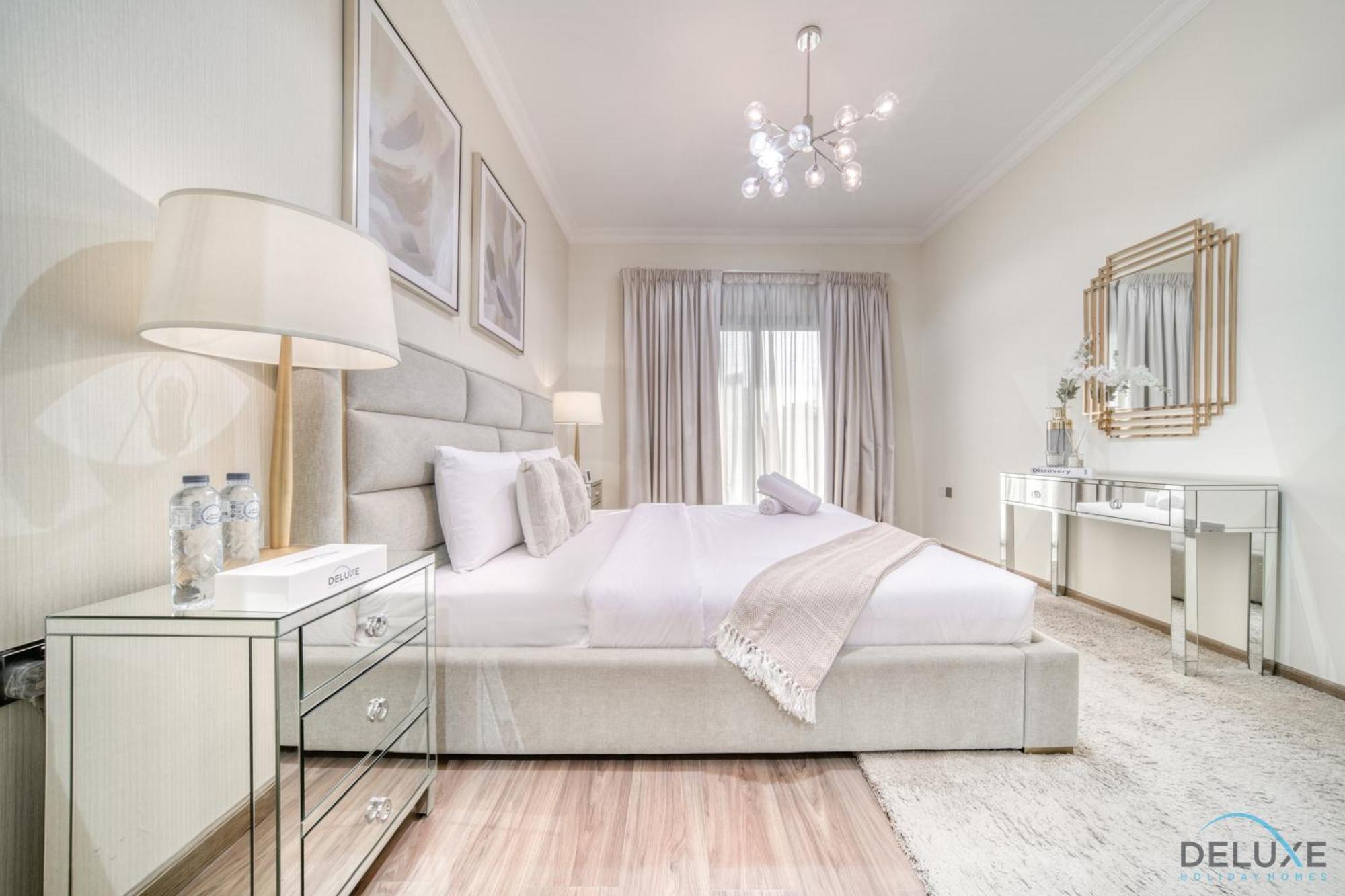 Apartment Charming 3br Townhouse With Assistant's At District 12 Jvc By Deluxe *