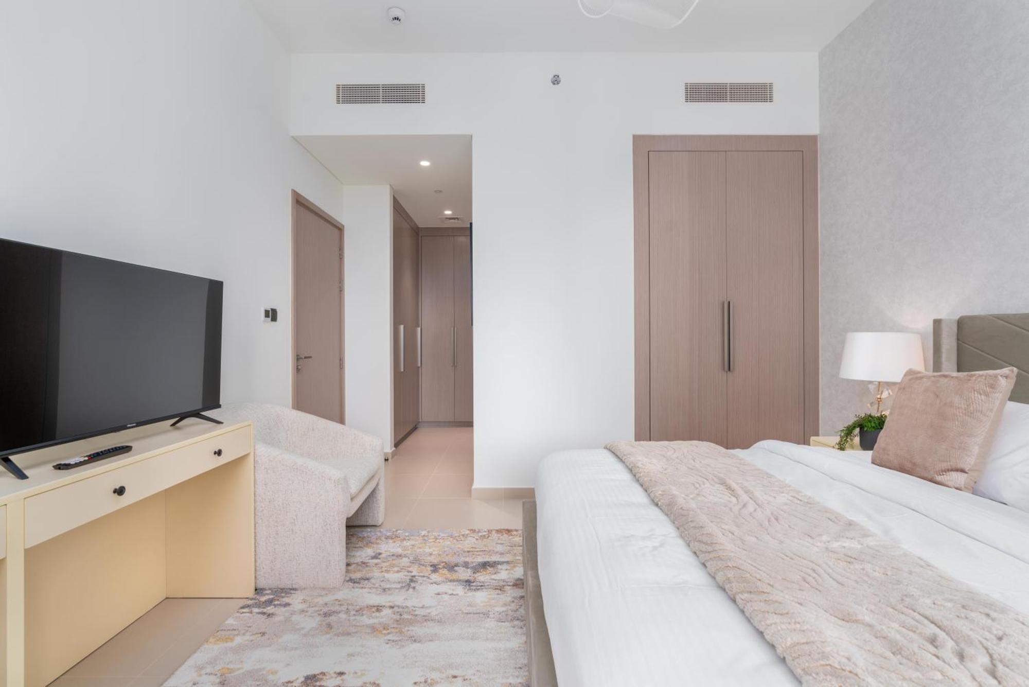 Mystic - Act One Tower Apartment Dubai