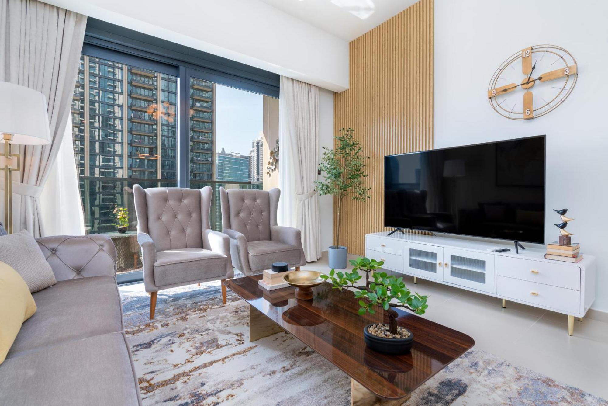 Mystic - Act One Tower Apartment